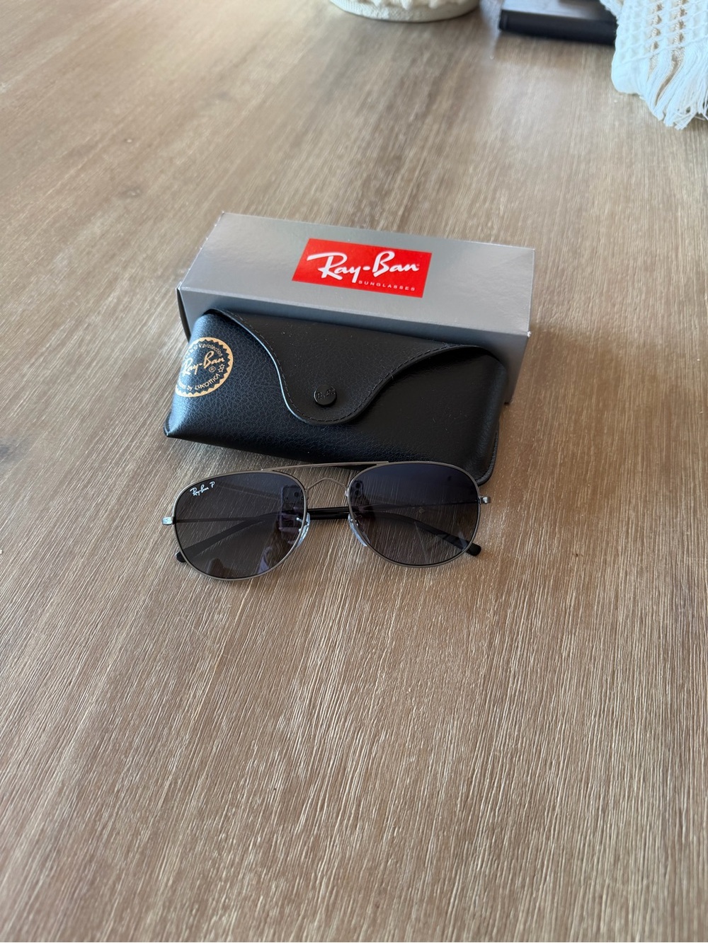 Ray-Ban Aviator Sunglasses RB3735